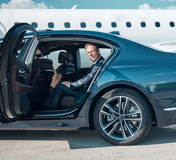 Reliable Corporate Transportation Services in Highlands